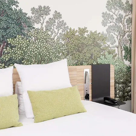 Novotel Antigone Otel 4*