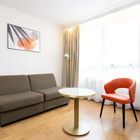 Hotel Novotel Antigone 4*