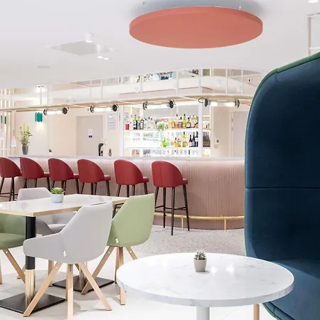 ホテル Novotel Antigone 4*