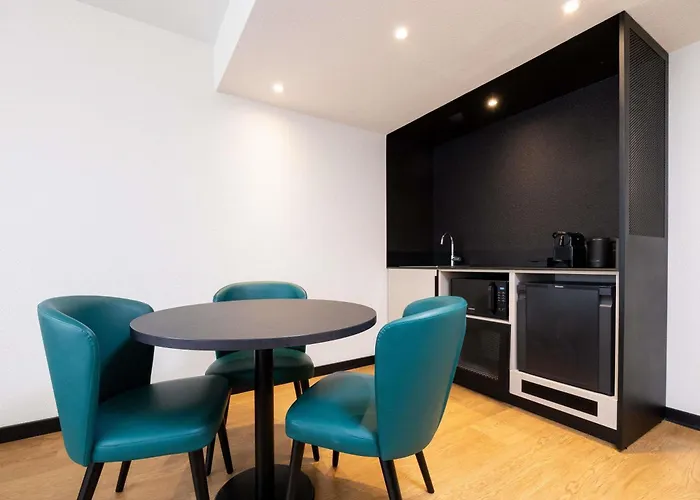 Novotel Antigone Hotel 4*